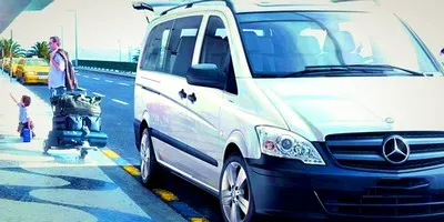 मार्स आलम हवाई अड्डे के लिए निजी वाहन की व्यवस्था करें
